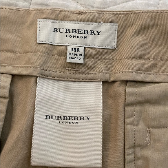 BURBERRY LONDON Relaxed Fit Chino Pant in Khaki Size 38 - Picture 4 of 6